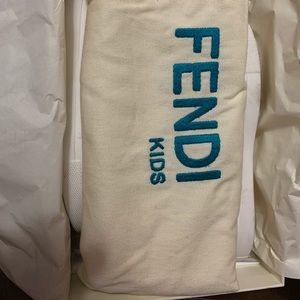 Fendi Kids Slip on